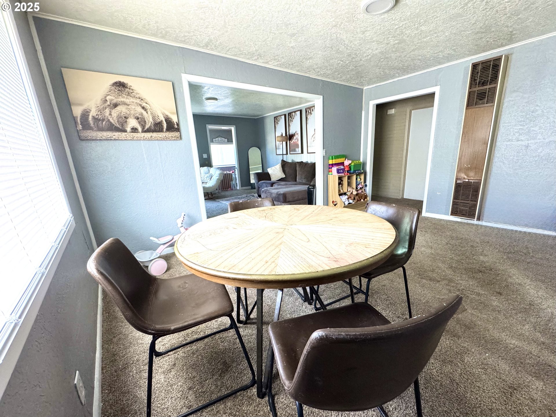1135 Monmouth Street Independence, OR 97351 - Photo 12 of 20 Dining Area