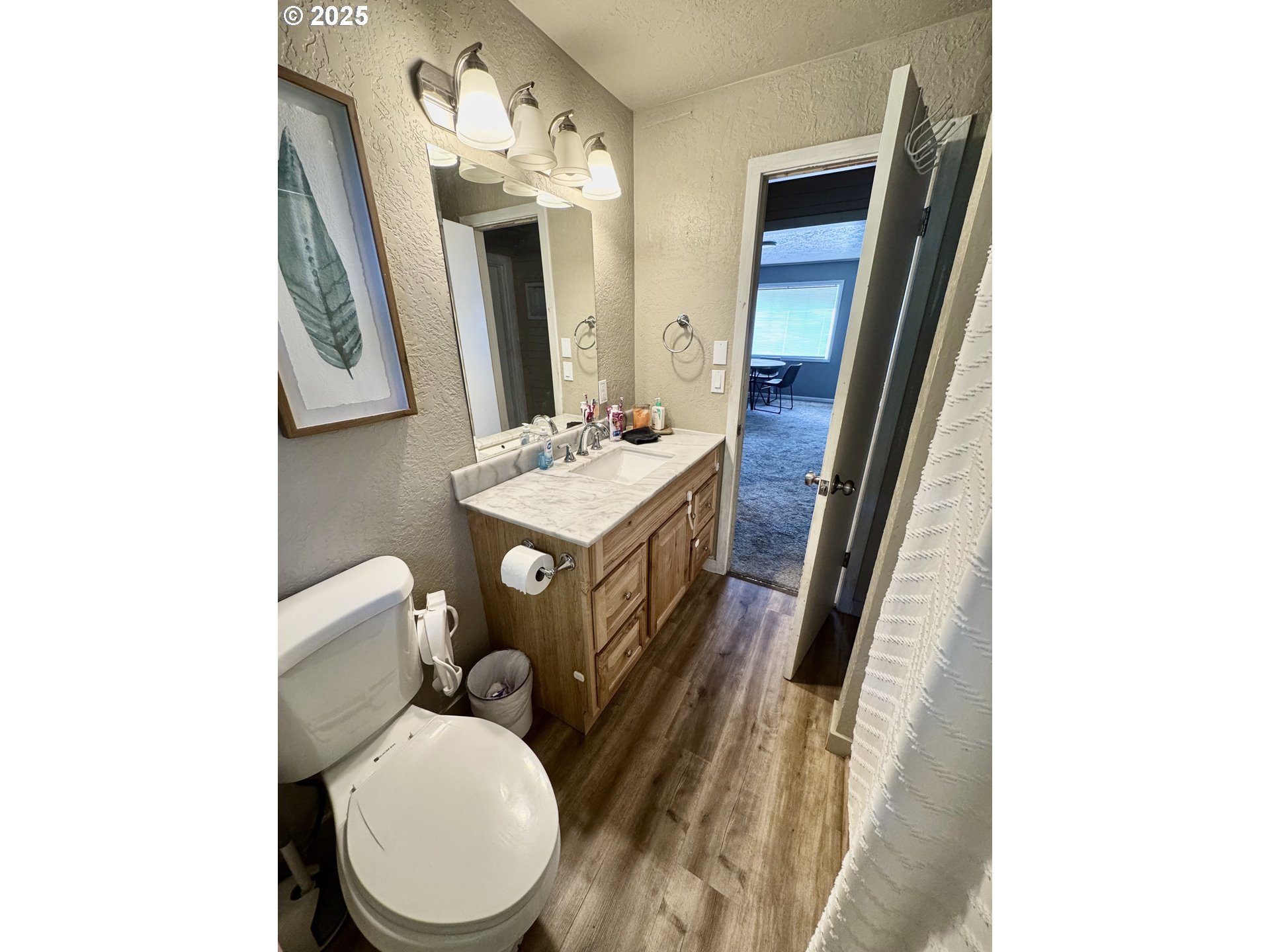 1135 Monmouth Street Independence, OR 97351 - Photo 10 of 20 Bathroom