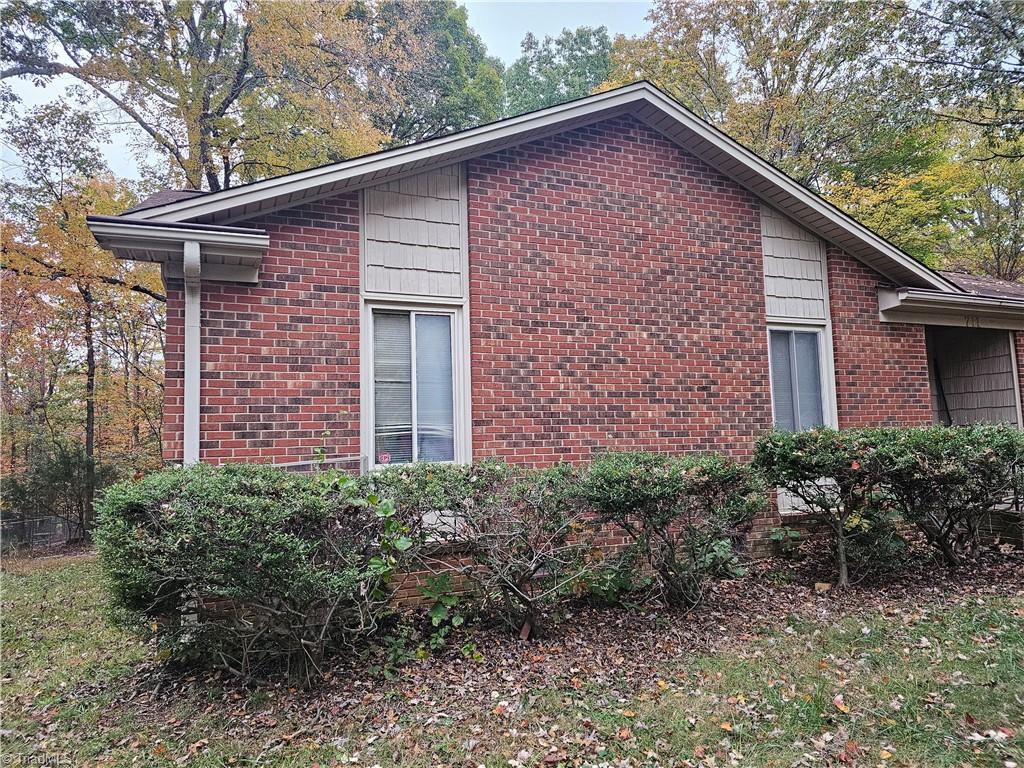 711 Bundaberg Lane Rural Hall, NC 27045 - Photo 2 of 15