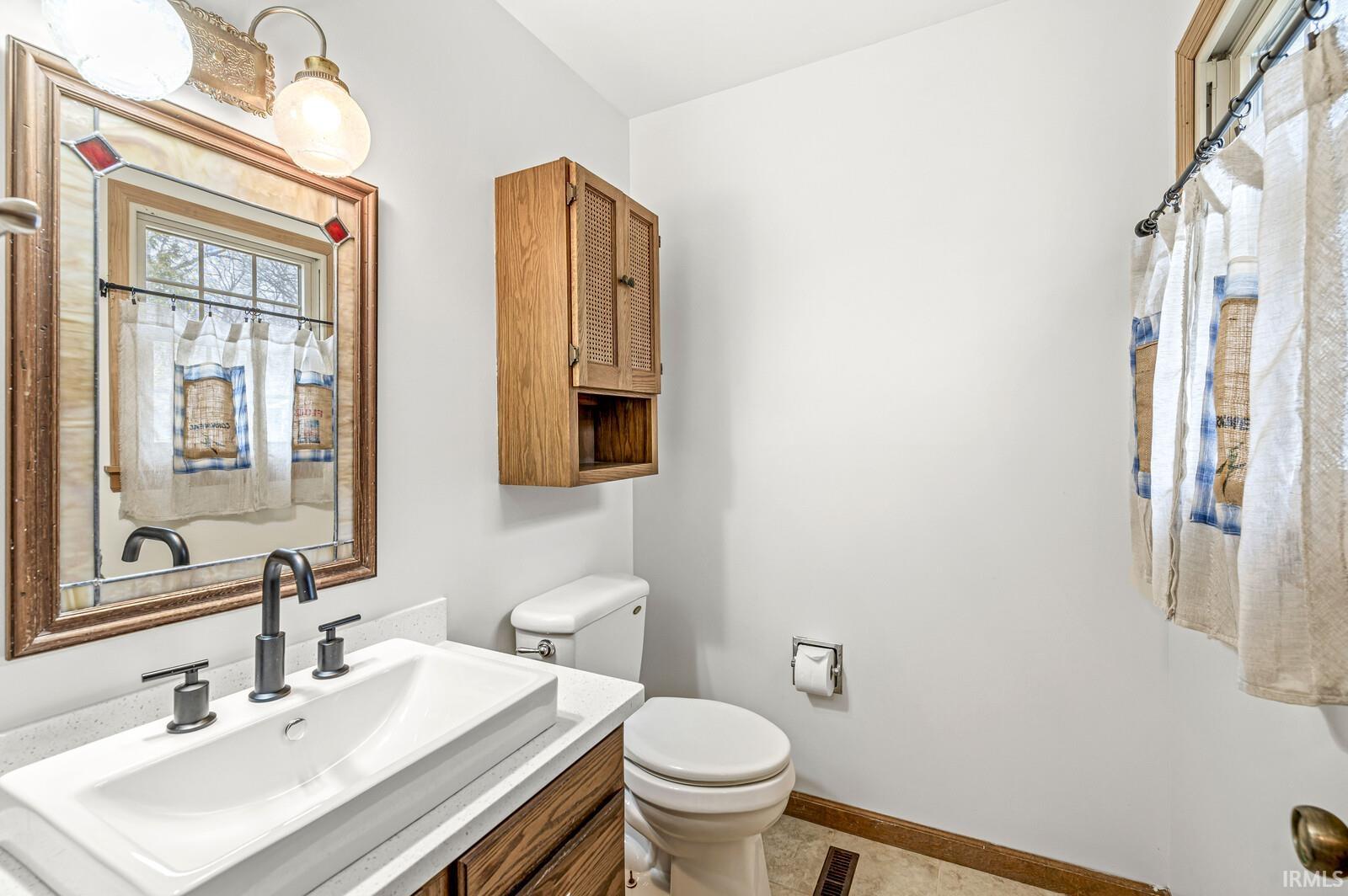 20520 Old Mill Road South Bend, IN 46637 - Photo 18 of 35 Gallery Image 18