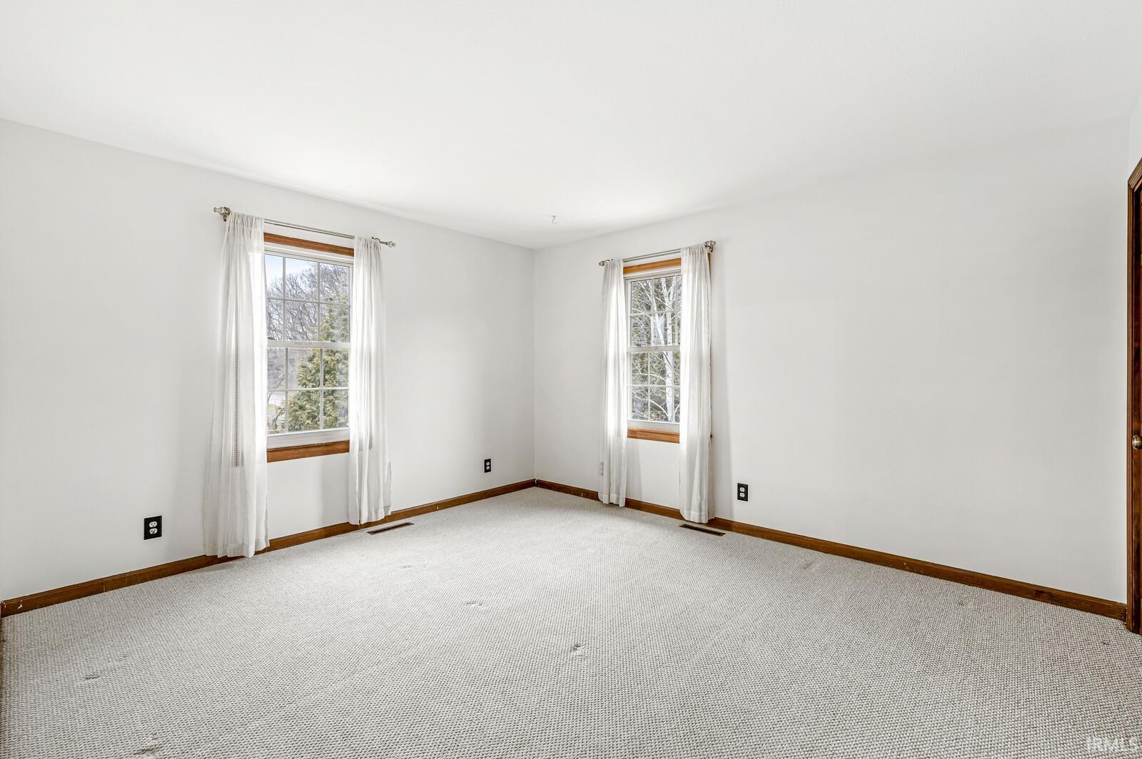 20520 Old Mill Road South Bend, IN 46637 - Photo 25 of 35 Gallery Image 25