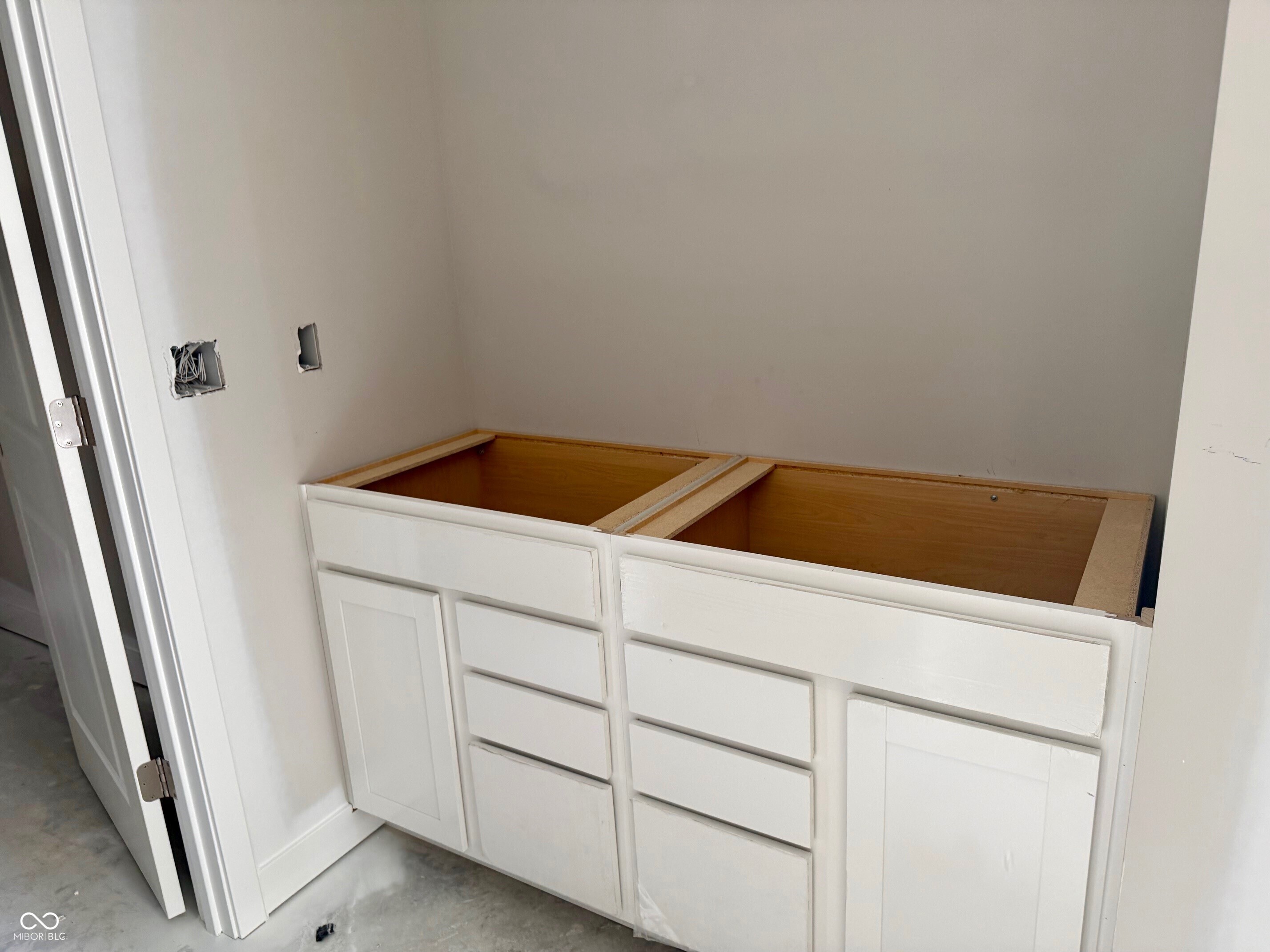 6815 Henley Way Indianapolis, IN 46221 - Photo 6 of 9