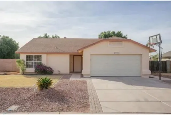 $1,950 | 8981 West Maryland Avenue, Glendale, AZ 85305