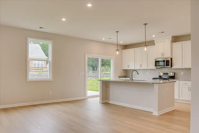 $384,595 | 4417 Hartshorn Circle, Aiken, SC 29801