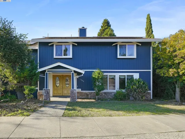$950,000 | 1800 Weir Drive, Hayward, CA 94541