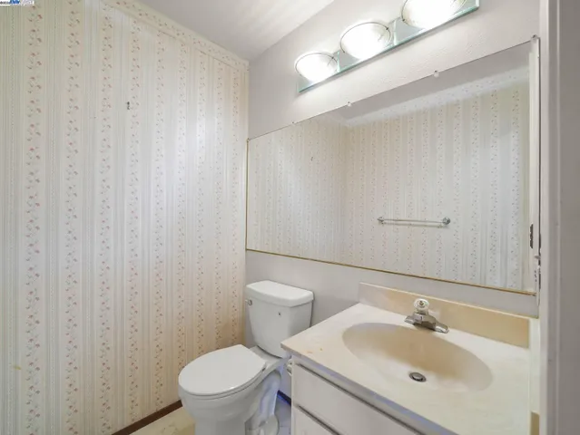 $950,000 | 1800 Weir Drive, Hayward, CA 94541