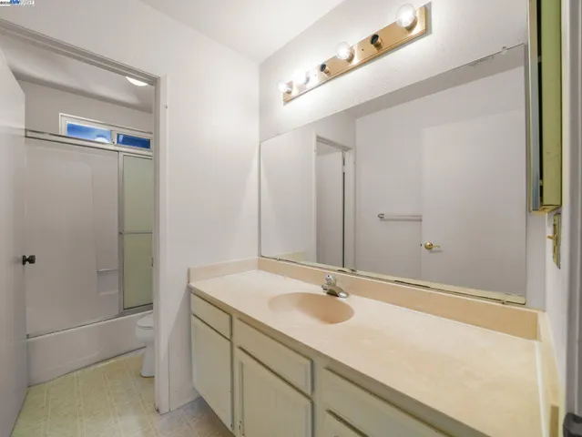 $950,000 | 1800 Weir Drive, Hayward, CA 94541