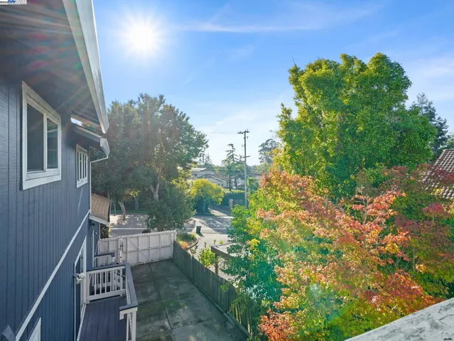 $950,000 | 1800 Weir Drive, Hayward, CA 94541