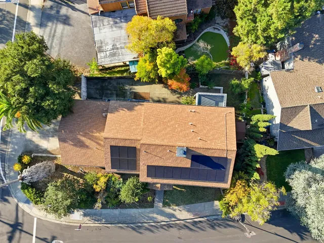 $950,000 | 1800 Weir Drive, Hayward, CA 94541