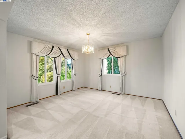 $950,000 | 1800 Weir Drive, Hayward, CA 94541