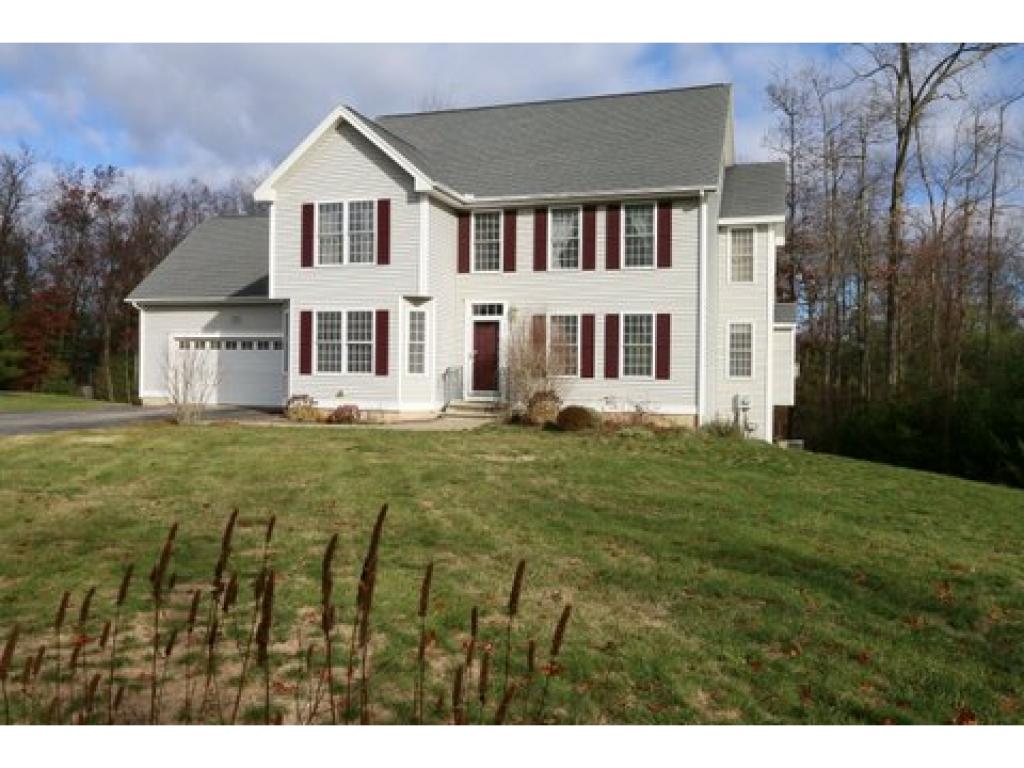 144 South Ridge Drive Manchester, NH 03109 - Photo 1 of 23 Gallery Image 1