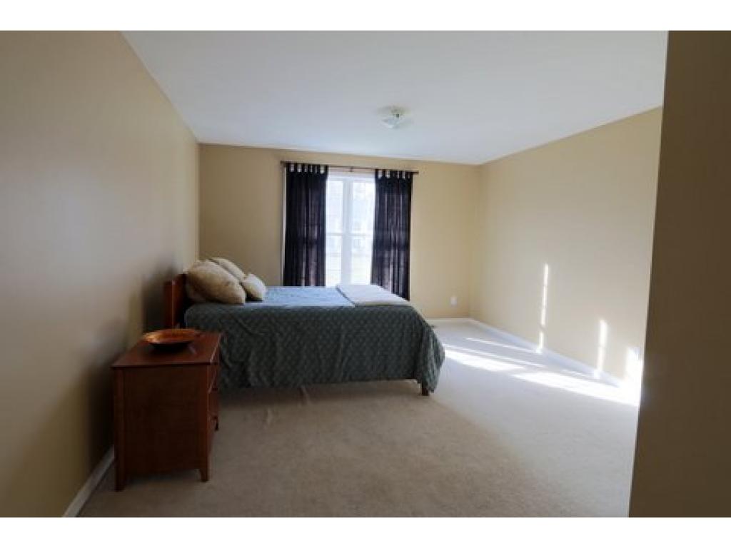 144 South Ridge Drive Manchester, NH 03109 - Photo 16 of 23 Gallery Image 16