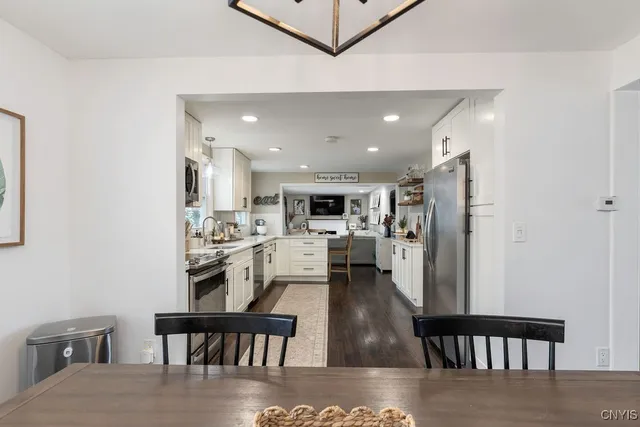 $379,900 | 4265 Inverrary Drive, Clay, NY 13090