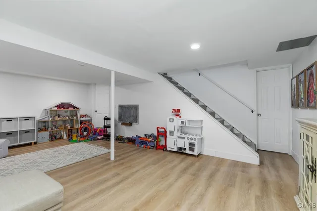 $379,900 | 4265 Inverrary Drive, Clay, NY 13090