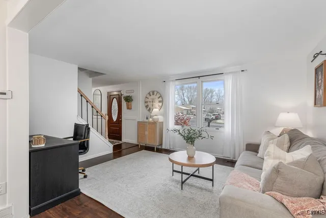 $379,900 | 4265 Inverrary Drive, Clay, NY 13090