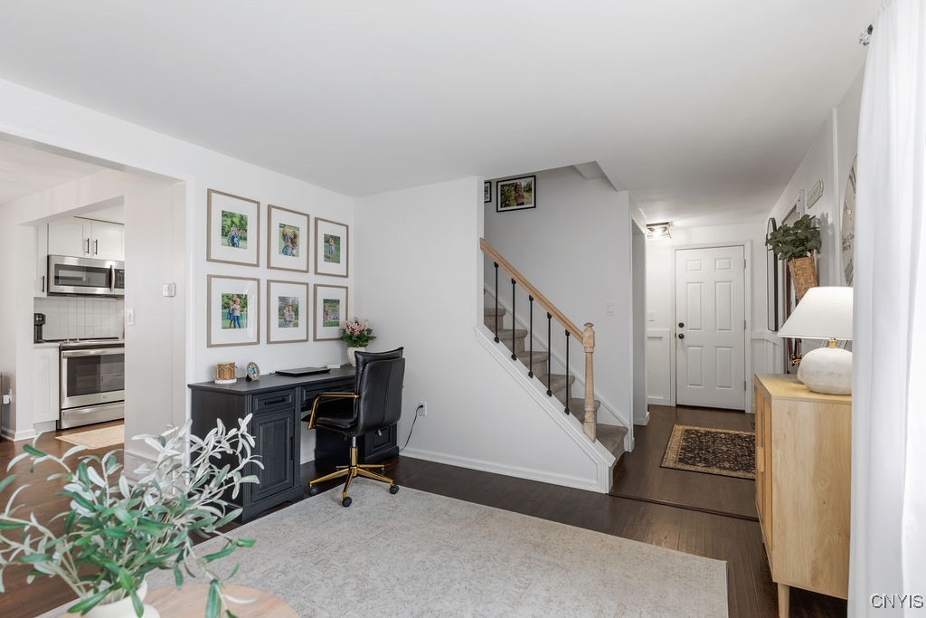 4265 Inverrary Drive Clay, NY 13090 - Photo 10 of 48