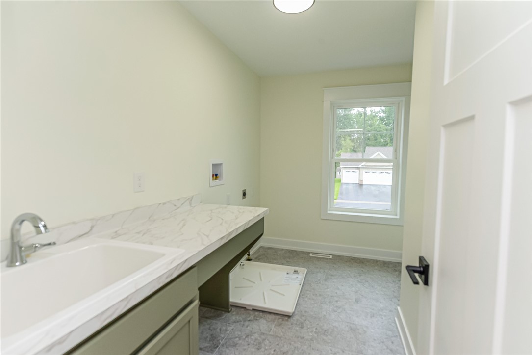 767 Old Country Road Greece, NY 14612 - Photo 29 of 33 2ND FLOOR LAUNDRY