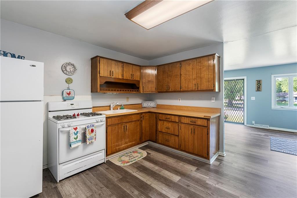 323 Eastman Road Chesterfield, IN 46017 - Photo 10 of 19