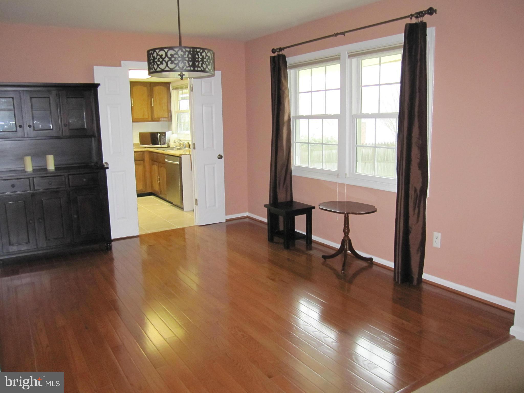 2947 Birchtree Lane Silver Spring, MD 20906 - Photo 11 of 25 Dining Room