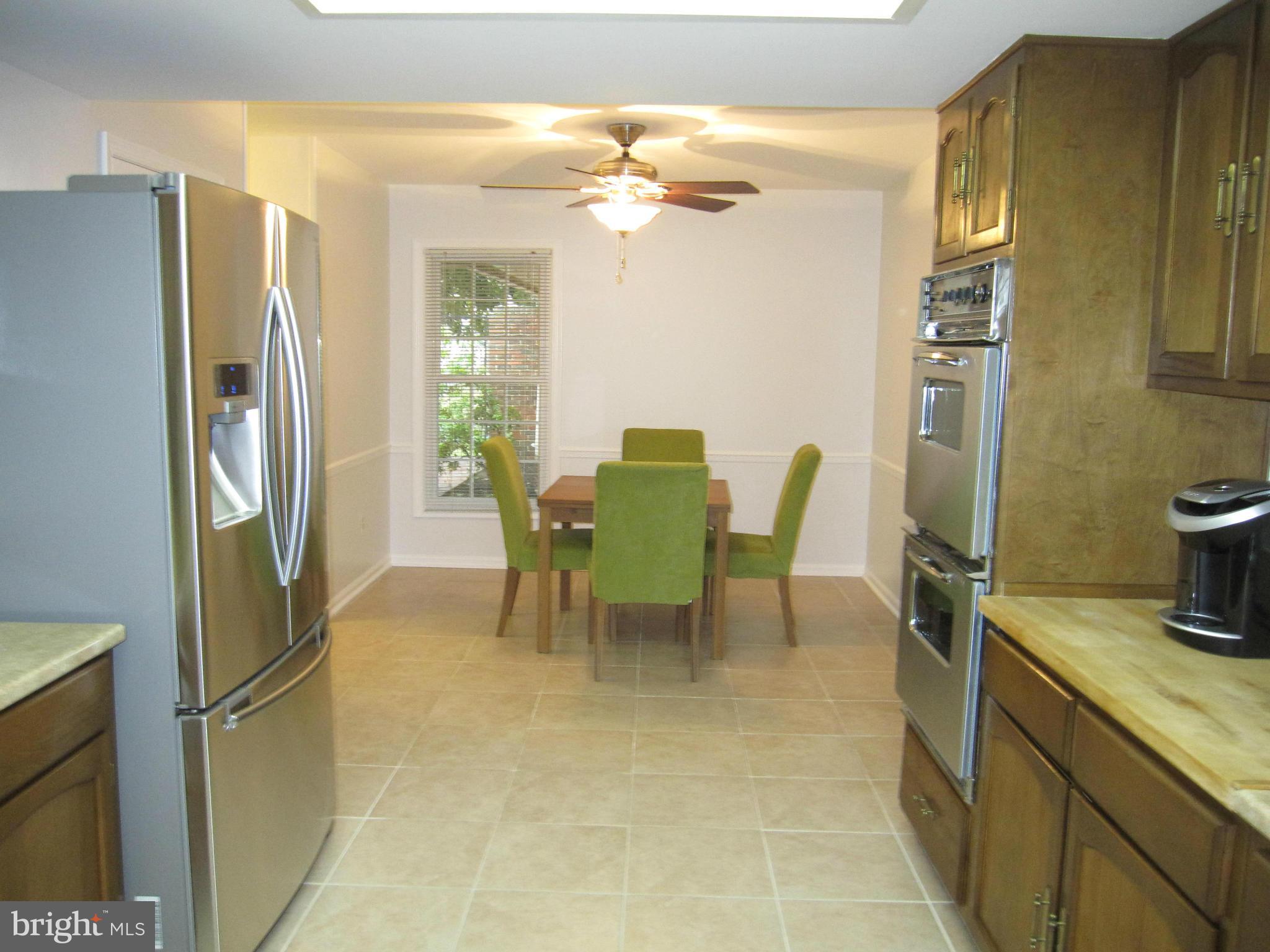 2947 Birchtree Lane Silver Spring, MD 20906 - Photo 7 of 25 Kitchen