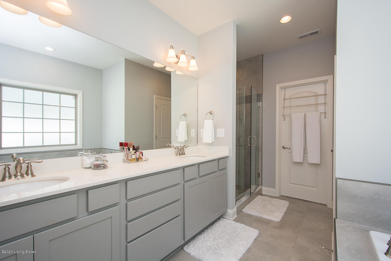 511 Wooded Falls Road Louisville, KY 40243 - Photo 23 of 45 Owner's Full Bath