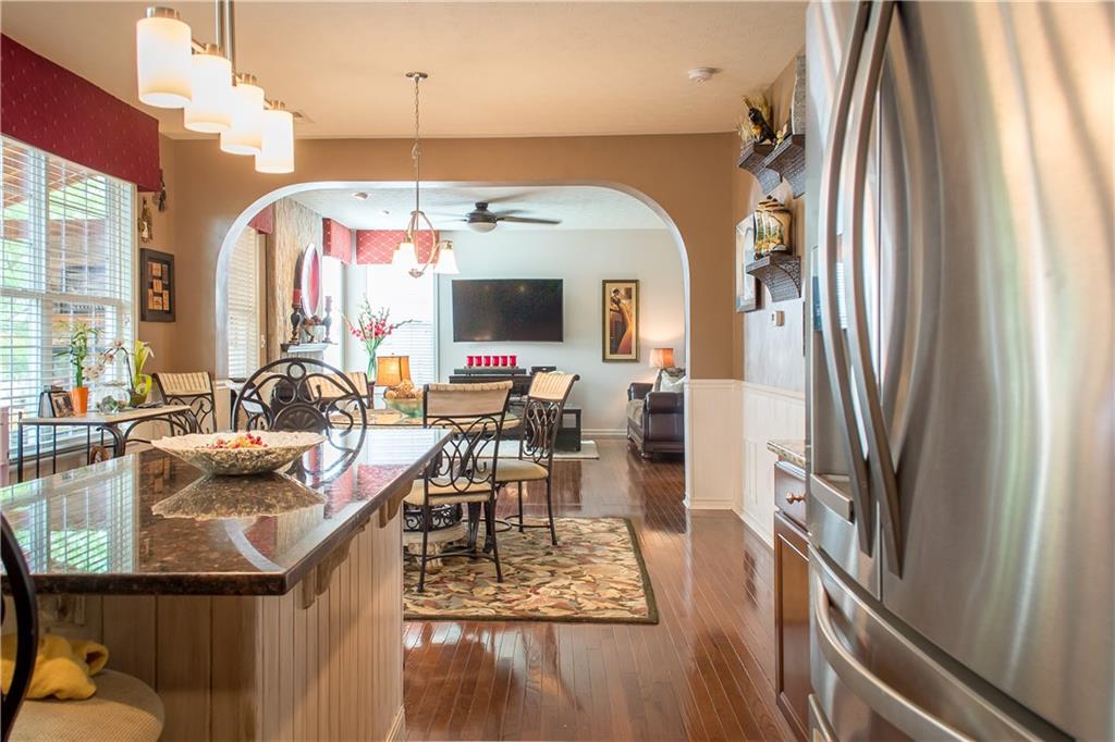 12386 Wolverton Way Fishers, IN 46037 - Photo 4 of 24 Gallery Image 4