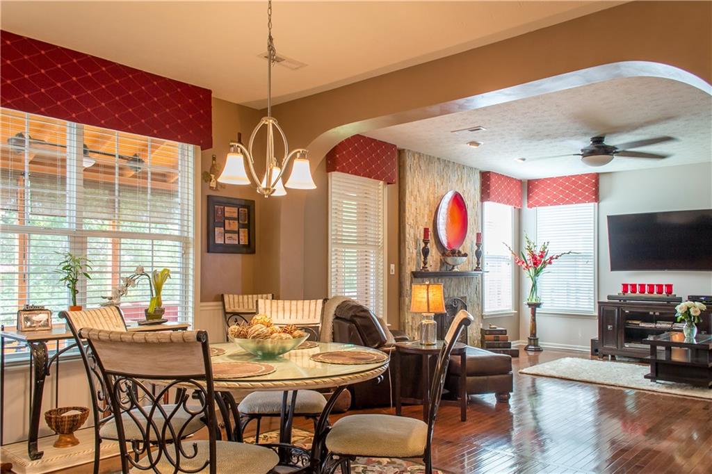 12386 Wolverton Way Fishers, IN 46037 - Photo 6 of 24 Gallery Image 6