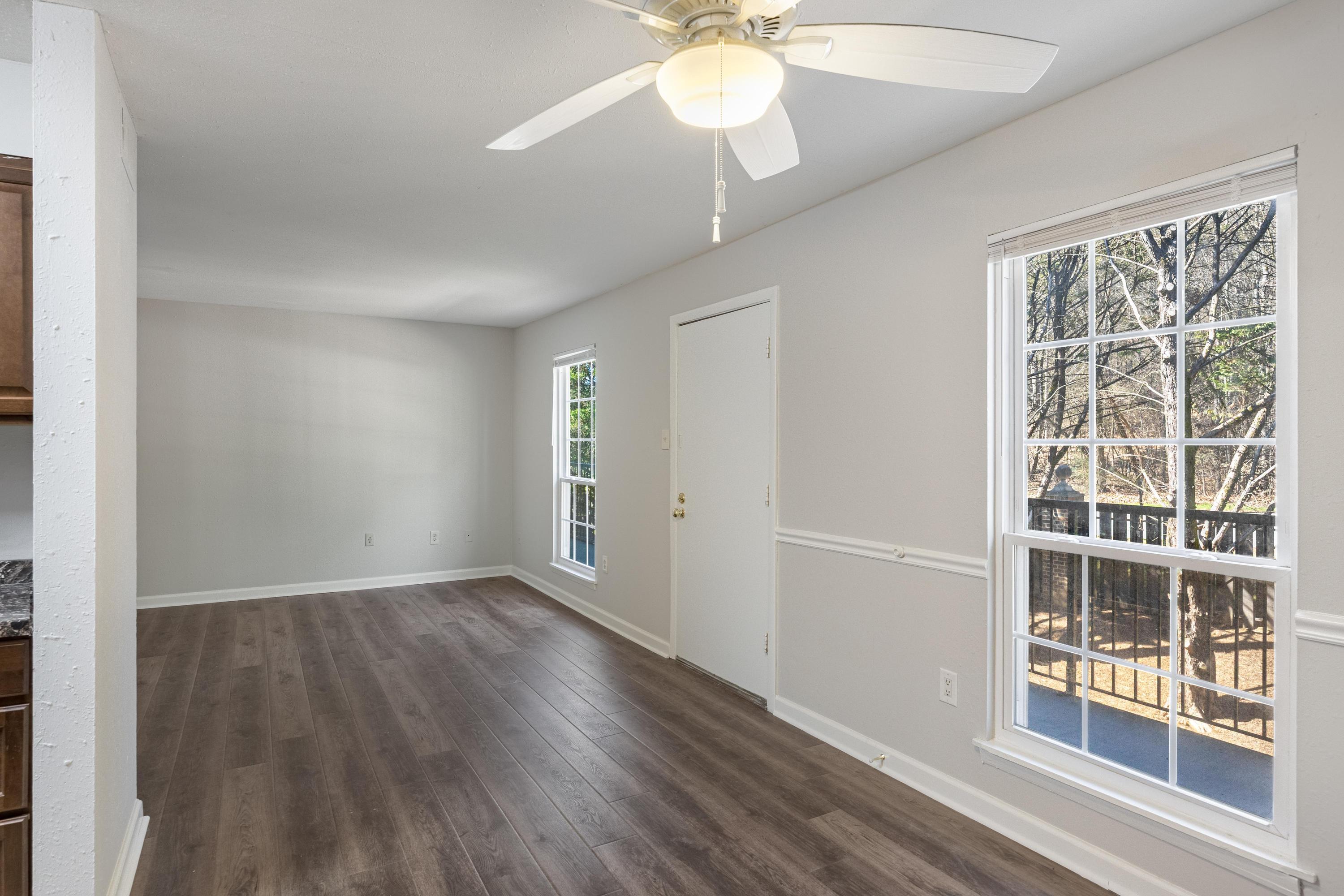 900 Mountain Creek Road, Unit E71 Chattanooga, TN 37405 - Photo 11 of 46 2026_02_February_900_Mountain_Creek_Rd_0