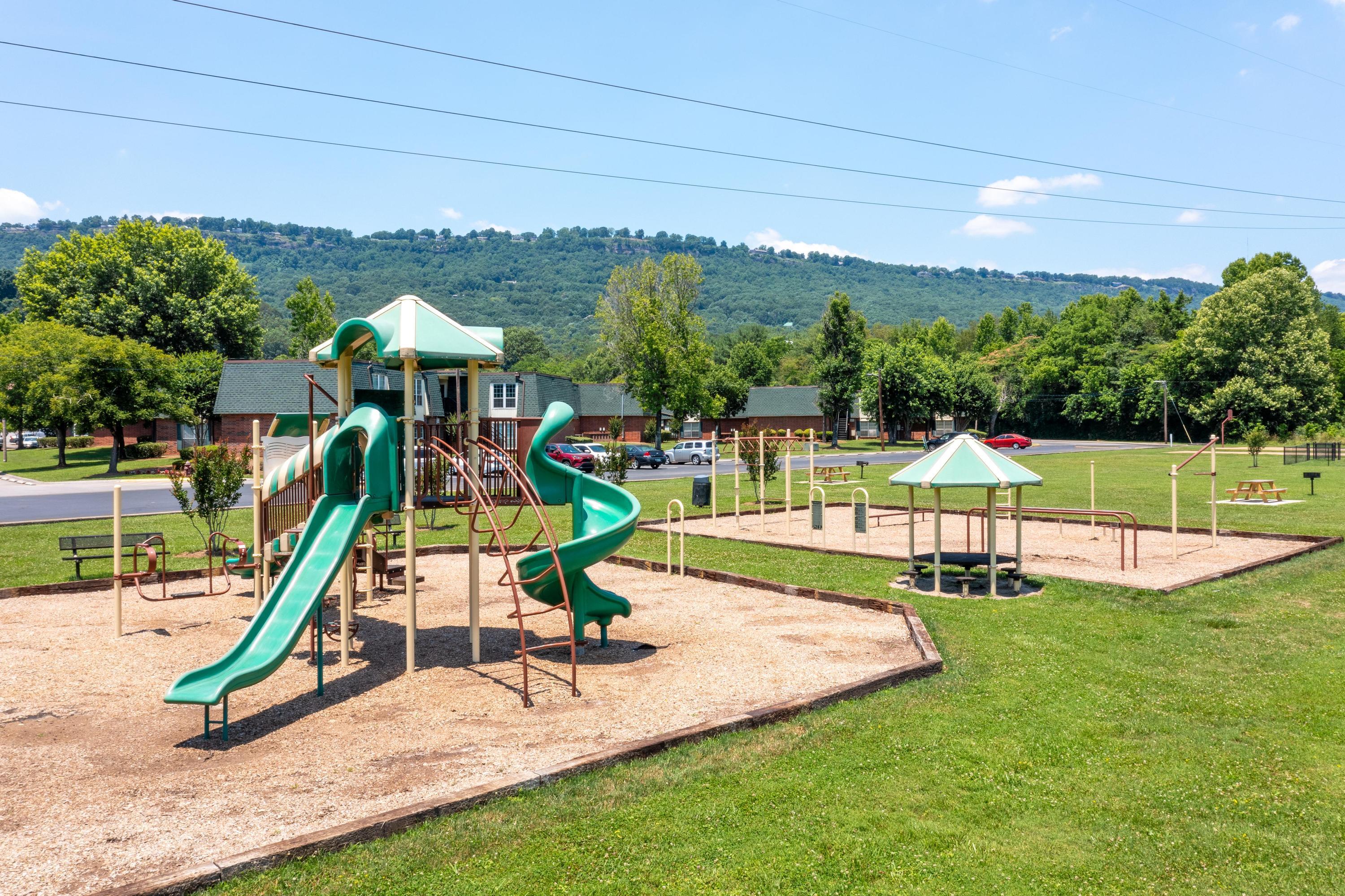 900 Mountain Creek Road, Unit E71 Chattanooga, TN 37405 - Photo 39 of 46 Signal_View_0006