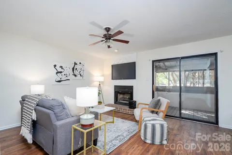 $185,000 | 7309 Winery Lane, Charlotte, NC 28227