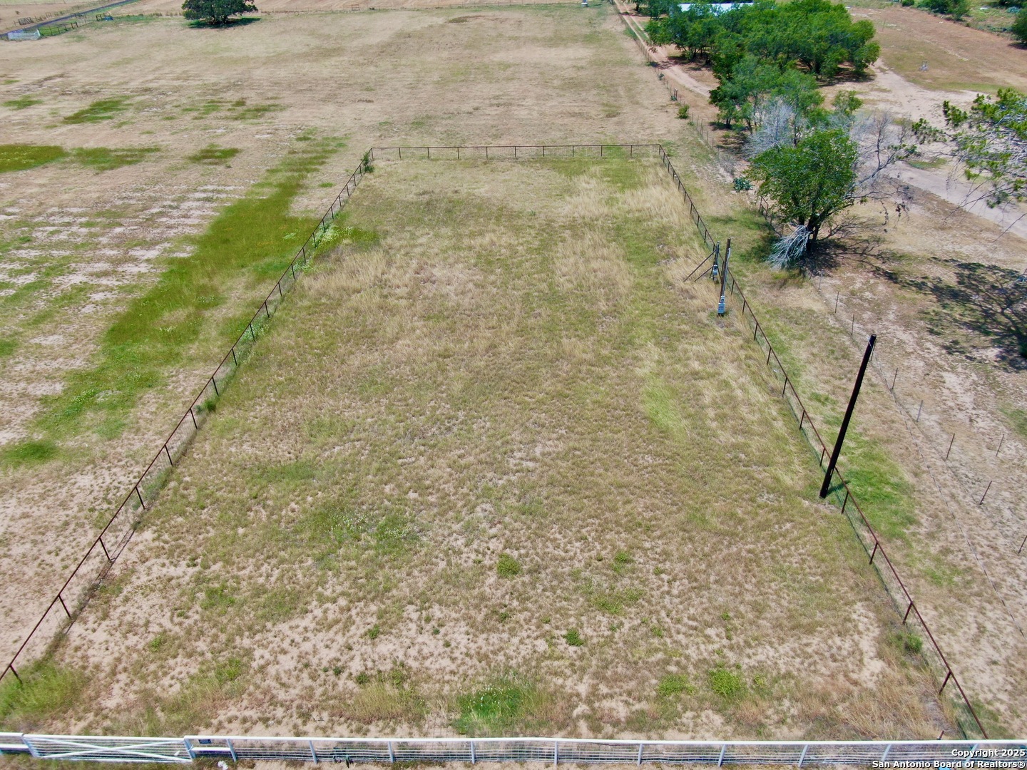12555-3 Briggs Road Atascosa, TX 78002 - Photo 3 of 8