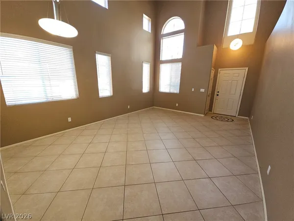 $2,250 | 10915 Vista Marbella Avenue, Las Vegas, NV 89144