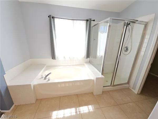 $2,250 | 10915 Vista Marbella Avenue, Las Vegas, NV 89144