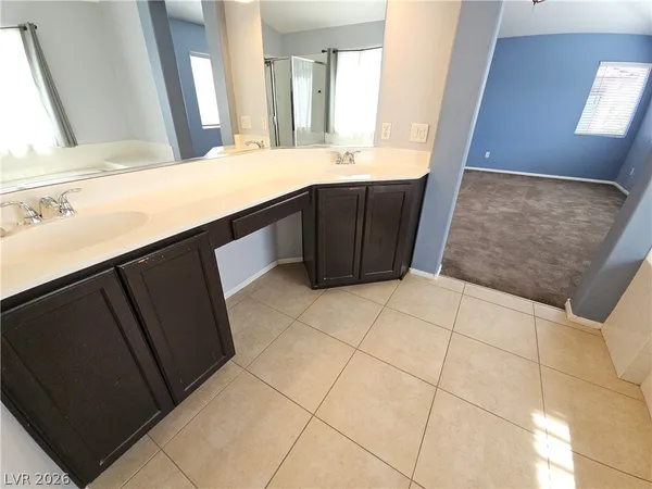 $2,250 | 10915 Vista Marbella Avenue, Las Vegas, NV 89144