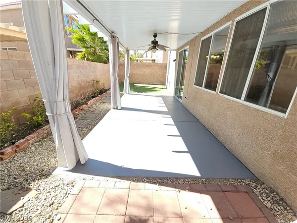$2,250 | 10915 Vista Marbella Avenue, Las Vegas, NV 89144