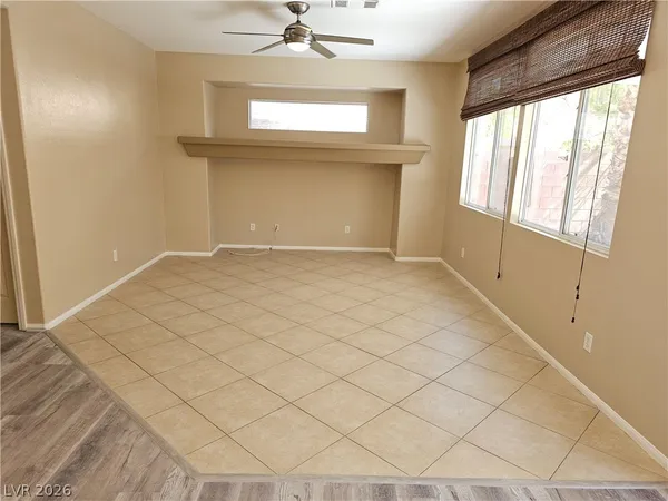 $2,250 | 10915 Vista Marbella Avenue, Las Vegas, NV 89144