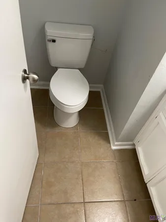 $875 | 5124 Brightside View Drive, Unit 3, Baton Rouge, LA 70820