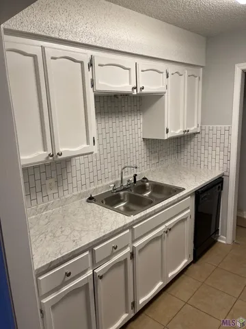 $900 | Undisclosed Address, Baton Rouge, LA 70820