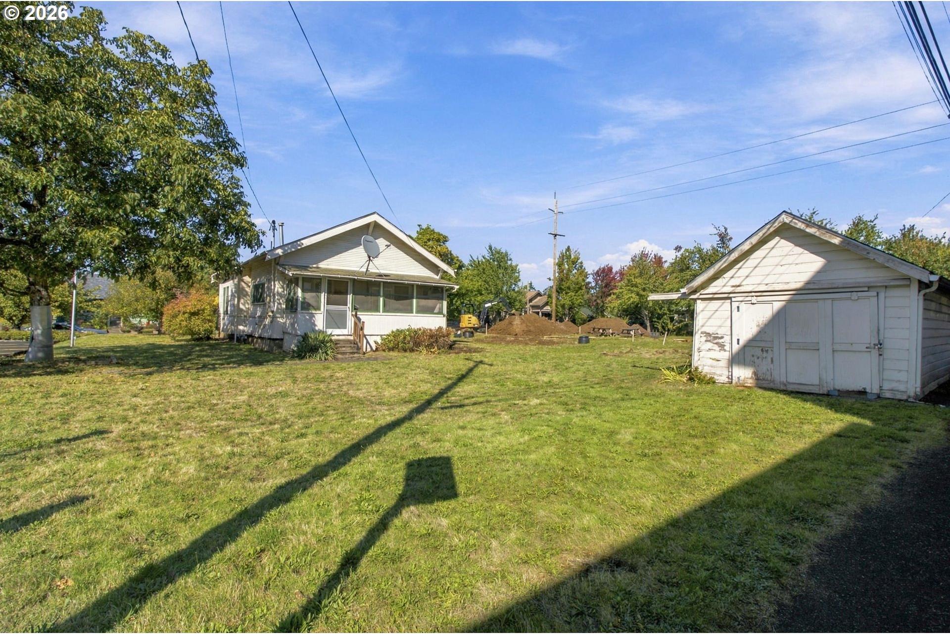 533 D Street Springfield, OR 97477 - Photo 12 of 13 Gallery Image 12