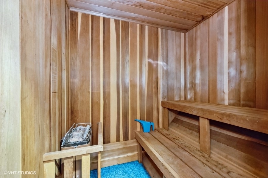 22 Park Lane, Unit 220 Park Ridge, IL 60068 - Photo 30 of 34