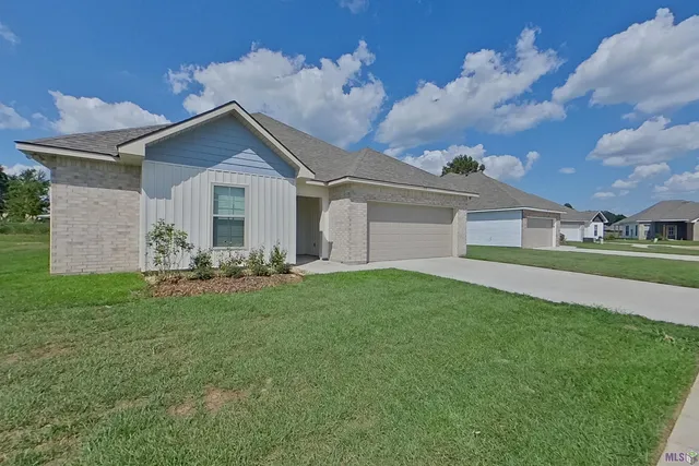 $1,740 | Undisclosed Address, Carencro, LA 70520