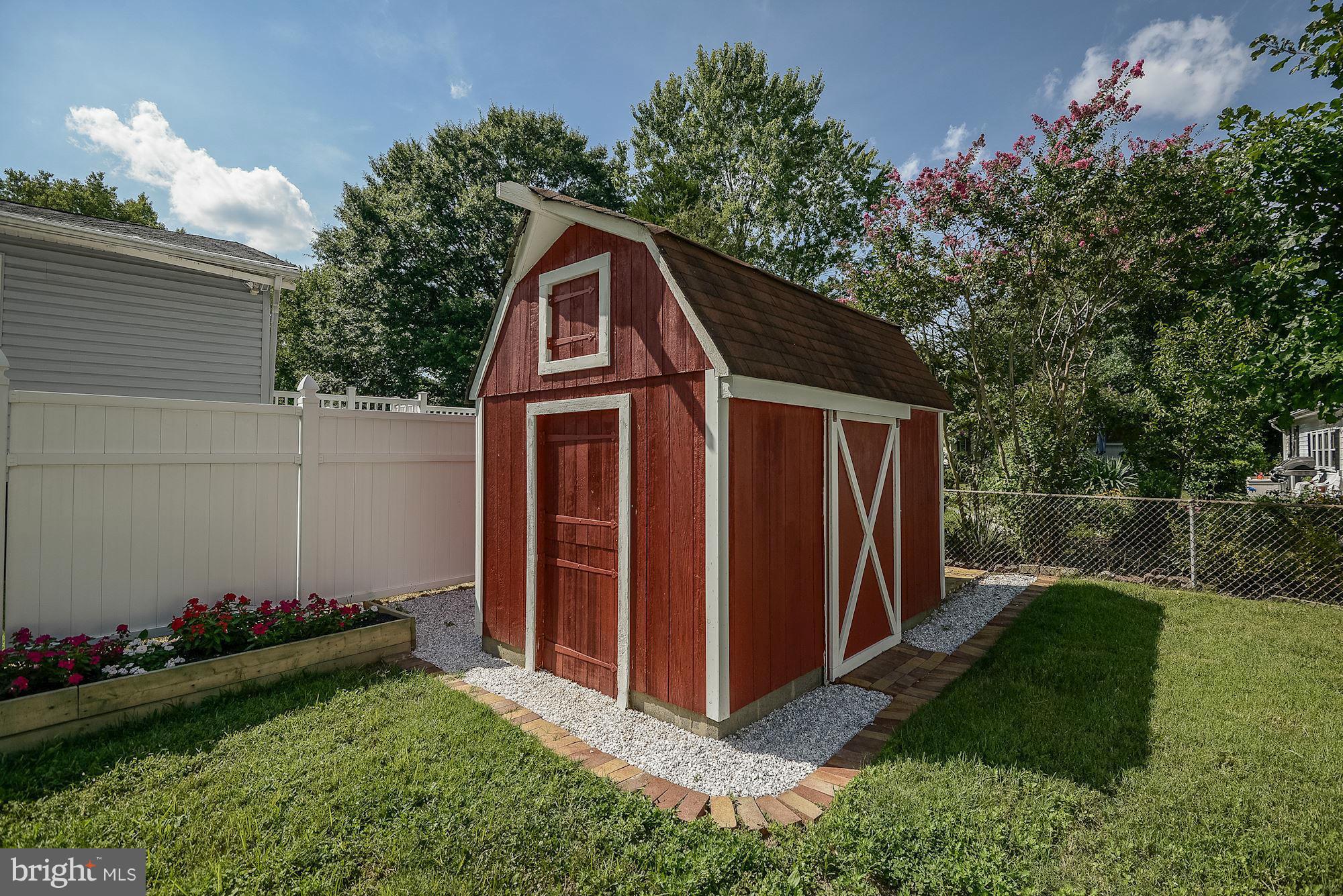 8104 Frye Road Alexandria, VA 22309 - Photo 18 of 21 Exterior (Rear)