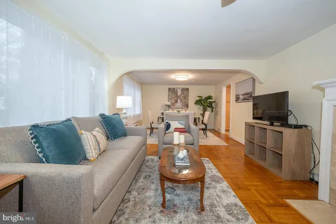 $525,000 | 329 St James Road, West Chester, PA 19380