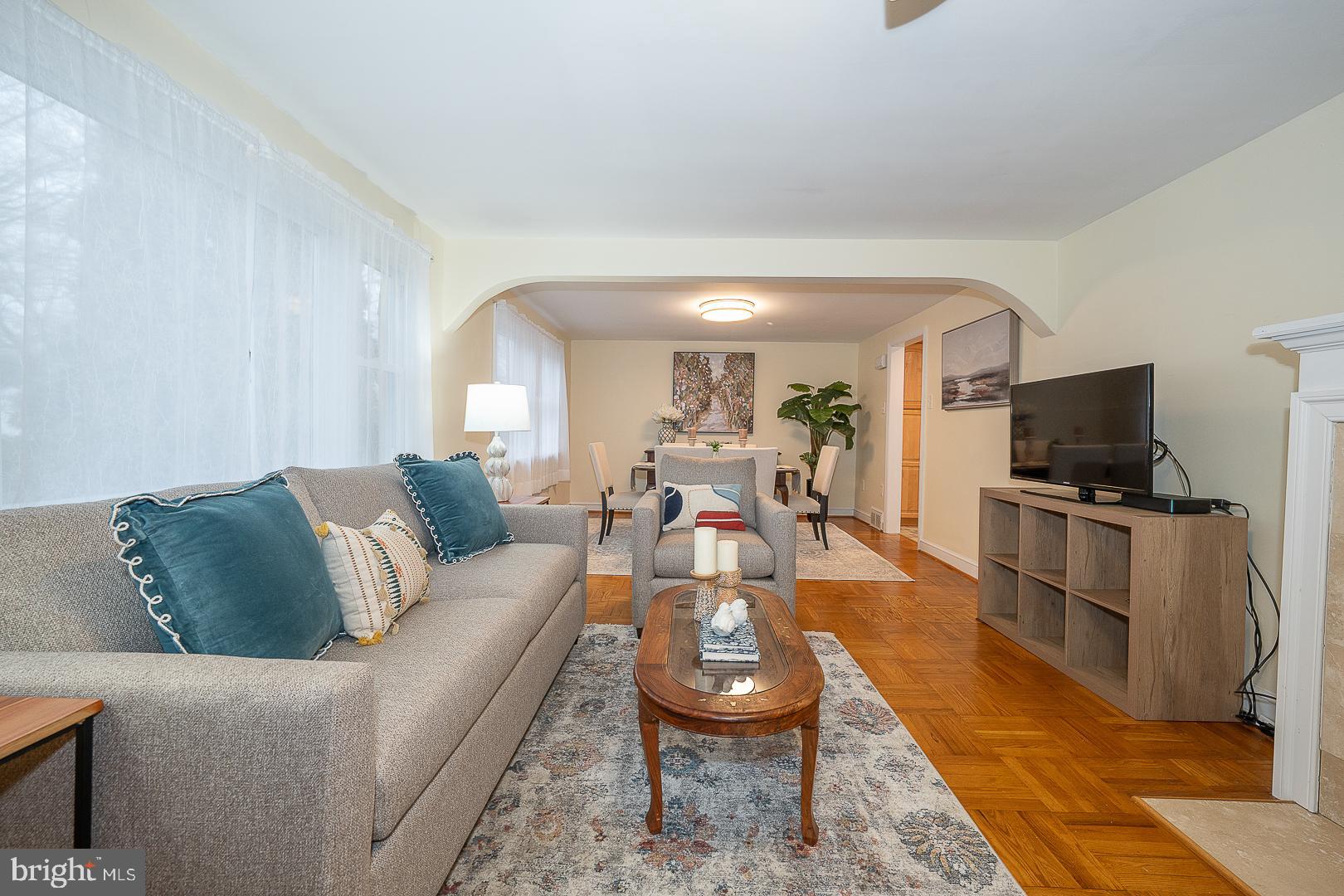 329 St James Road West Chester, PA 19380 - Photo 7 of 46