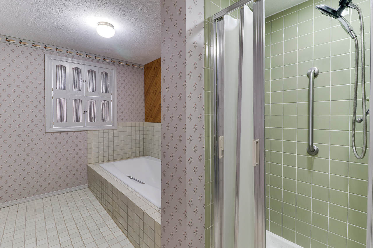 126 South Orr Drive Normal, IL 61761 - Photo 35 of 46 a bathroom with a bathtub and shower