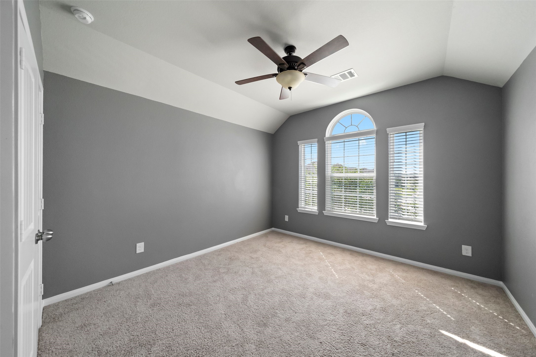 21674 Tea Tree Olive Place Porter, TX 77365 - Photo 20 of 24 3nd bedroom!