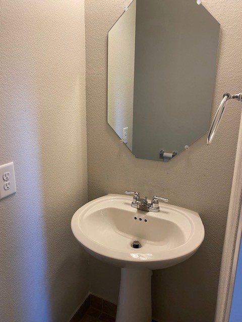 21674 Tea Tree Olive Place Porter, TX 77365 - Photo 24 of 24 1/2 bathroom downstairs