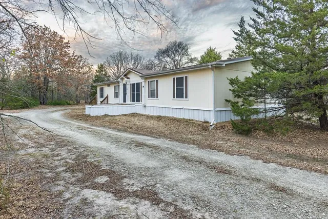 $949,900 | 1801 Private Road 3340, Greenville, TX 75402