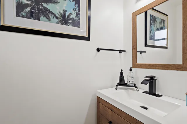 $3,300 | 12726 Peconic Court, Wellington, FL 33414