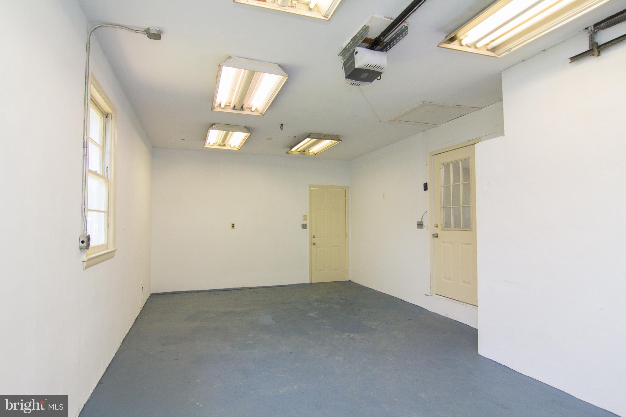 1731 Bollinger Road Westminster, MD 21157 - Photo 21 of 26 Attached 1 Car Garage
